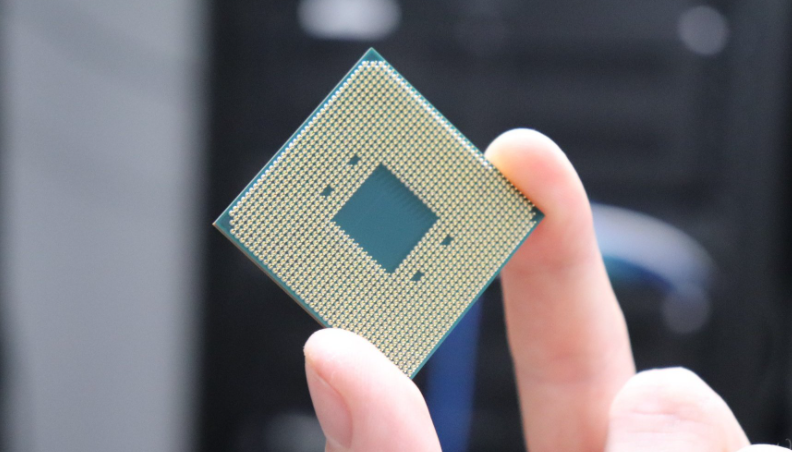 R9-9950X云服务器